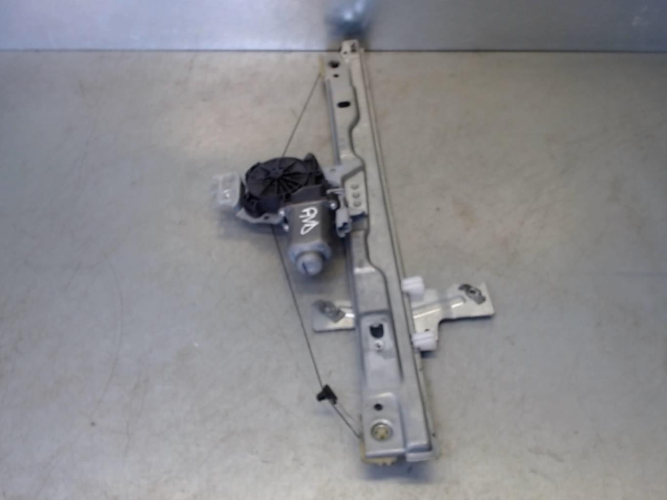 Alzacristalli elettrico anteriore destro PEUGEOT 207 PHASE 1 BREAK Diésel - 1