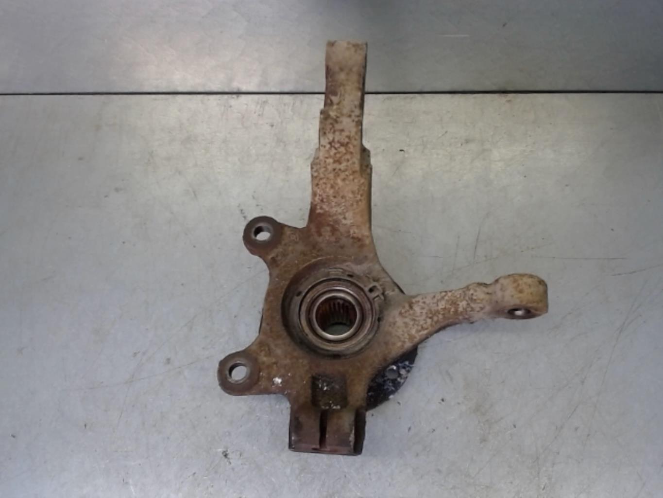 Mozzo anteriore destro NISSAN MICRA 3 PHASE 1 Gasolina - 1