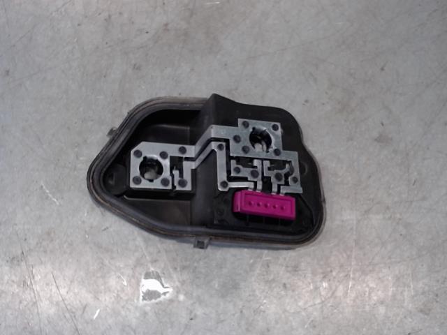 Base portalampade fanale posteriore destro RENAULT MEGANE 3 PHASE 2 Diésel - 1