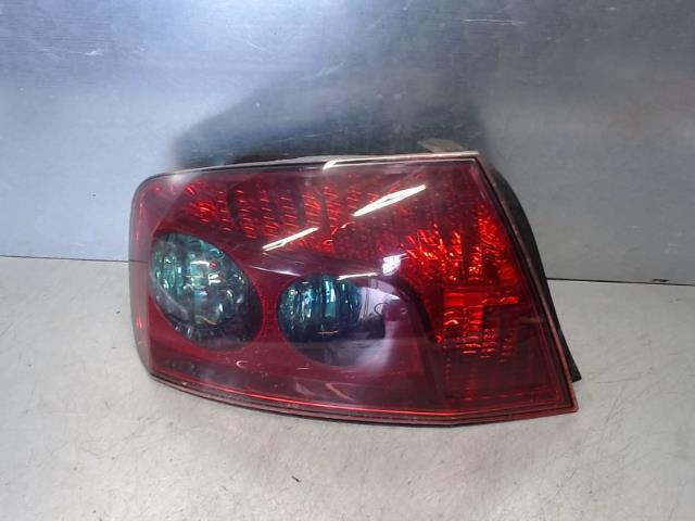 Fanale posteriore principale sinistro (luci) PEUGEOT 407 PHASE 1 Diésel - 1