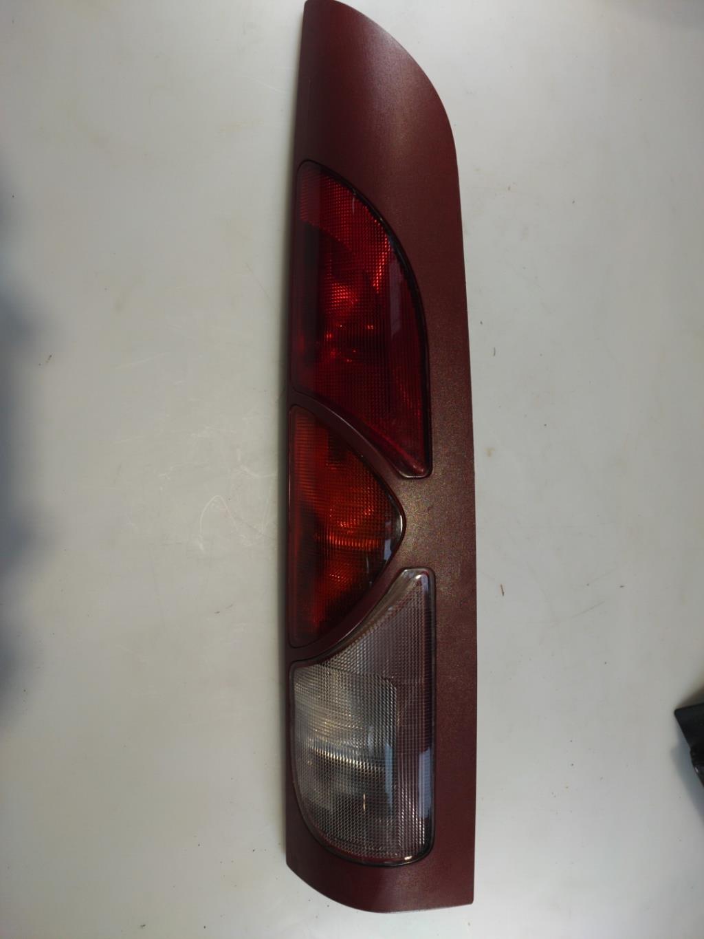 Fanale posteriore principale destro (luci) RENAULT KANGOO 1 PHASE 1 Diésel - 1