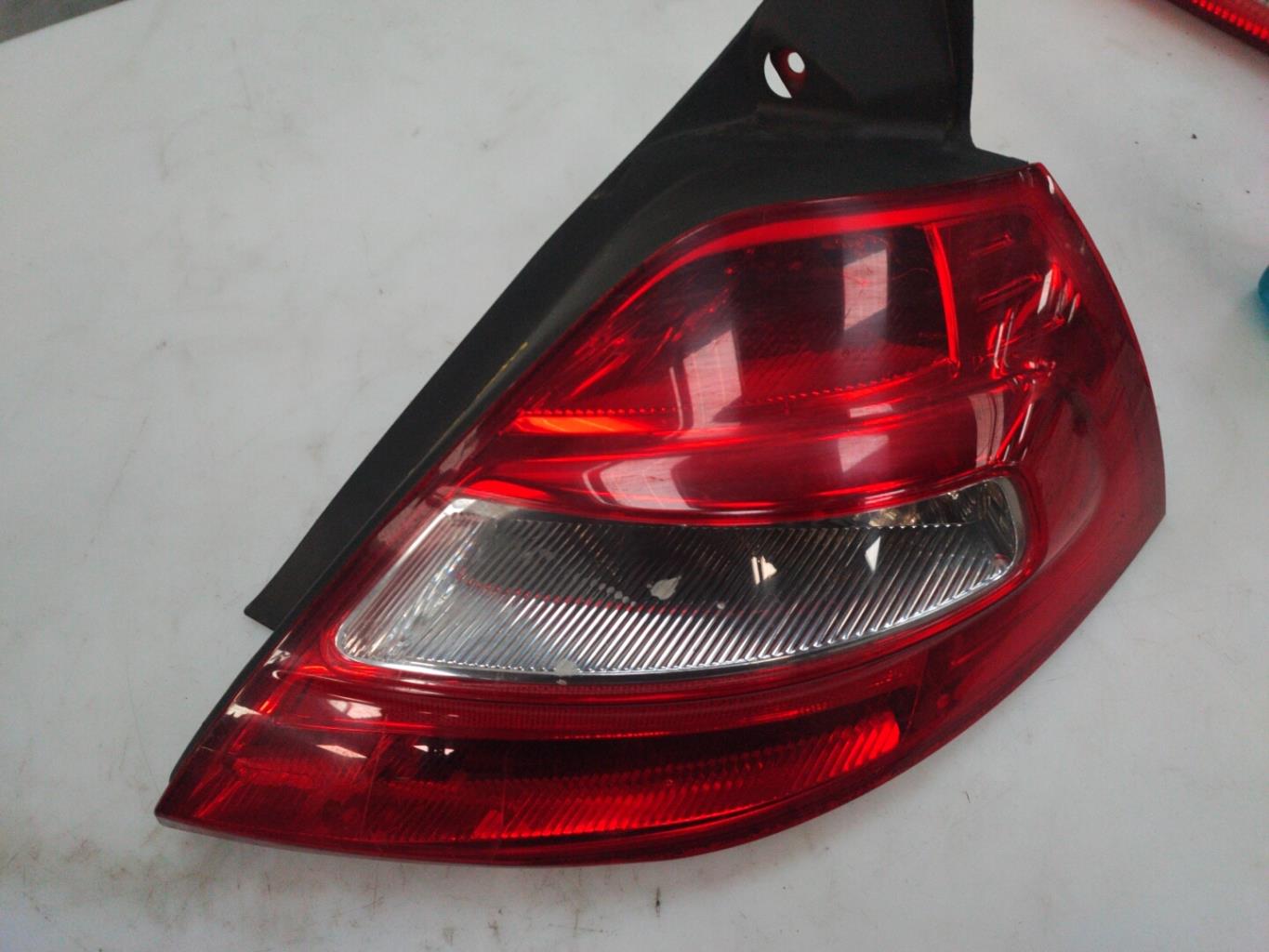 Fanale posteriore principale destro (luci) RENAULT MEGANE 2 PHASE 2 Diésel - 1