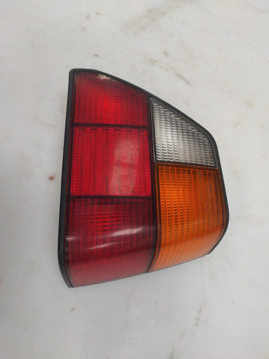 Fanale posteriore principale destro (luci) VOLKSWAGEN GOLF 2 Diésel - 1