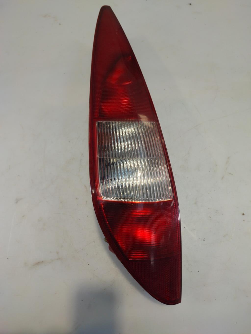 Fanale posteriore principale sinistro (luci) FORD MONDEO 2 BREAK Diésel - 1