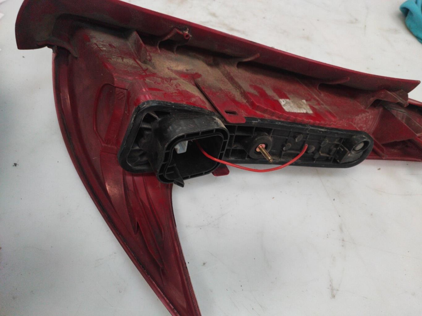 Fanale posteriore principale sinistro (luci) PEUGEOT 206 PHASE 1 BREAK Gasolina - 1