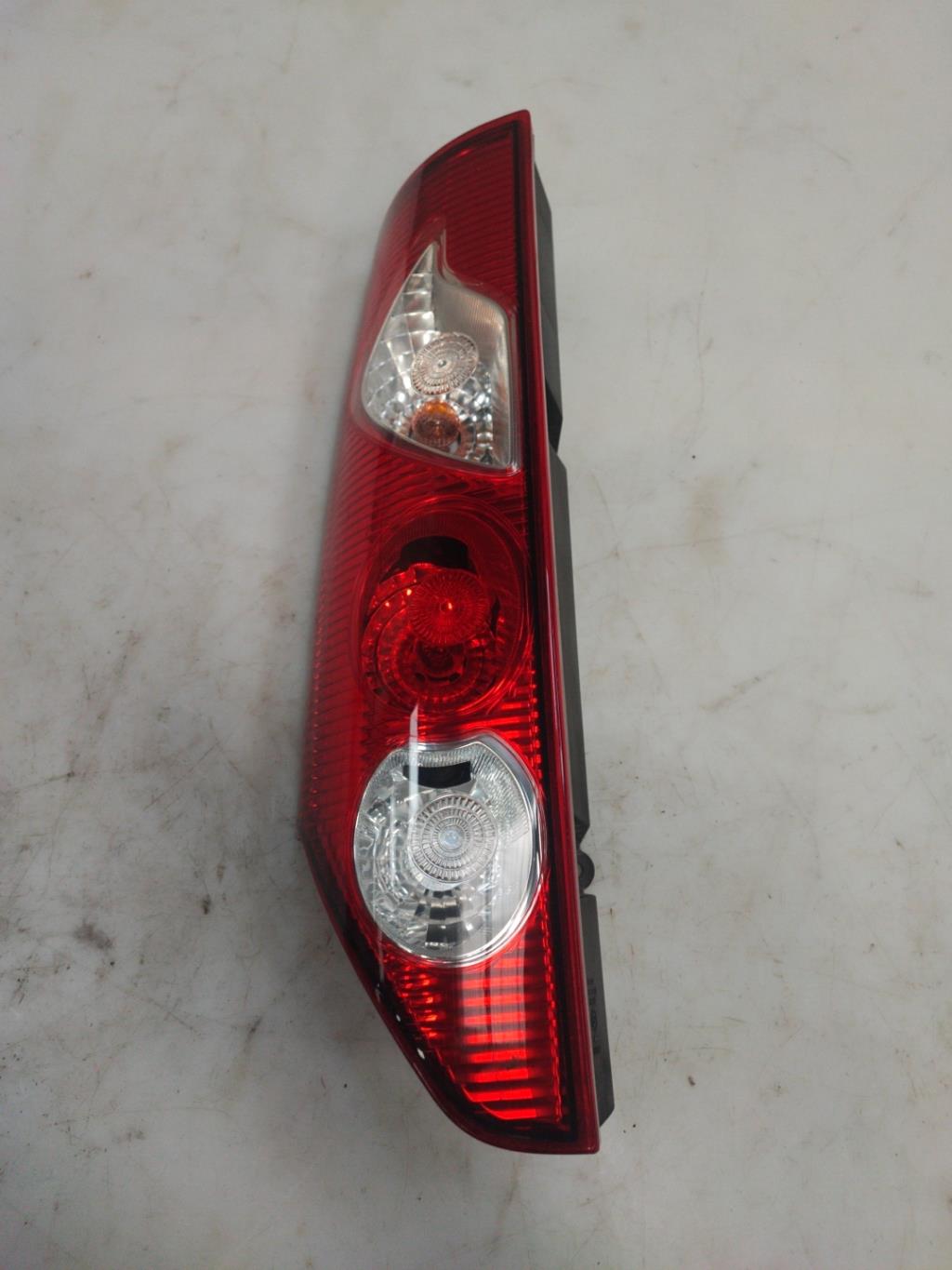 Fanale posteriore principale sinistro (luci) RENAULT KANGOO 2 PHASE 1 Diésel - 1