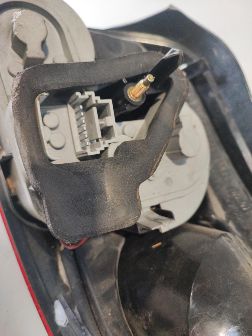 Fanale posteriore principale sinistro (luci) RENAULT MEGANE 2 PHASE 1 CABRIOLET Gasolina - 1