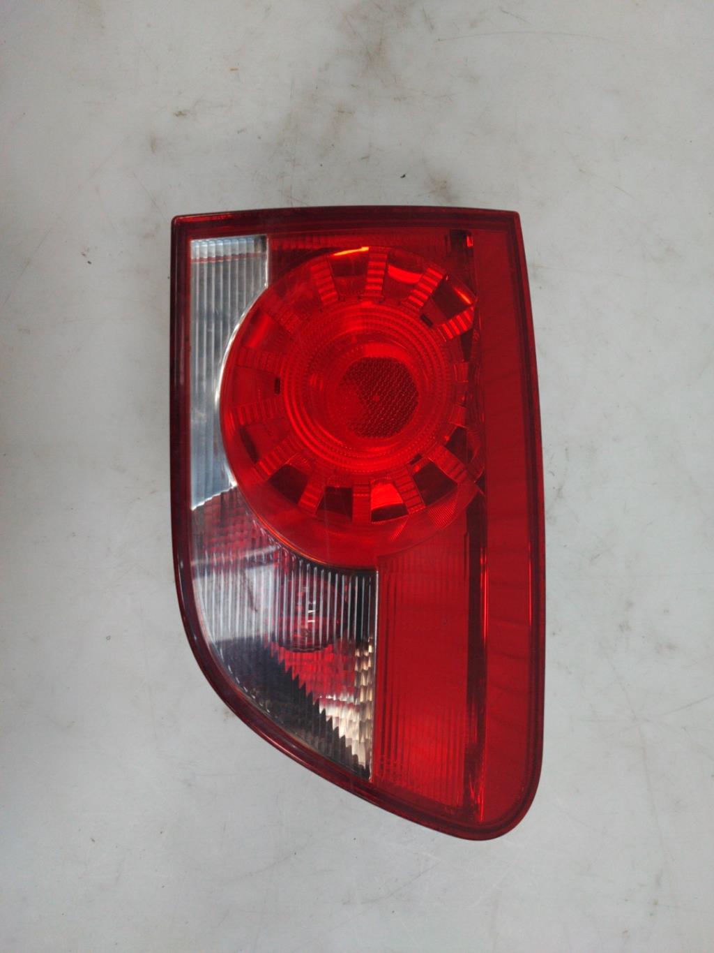 Feu arriere secondaire gauche (feux) SEAT ALTEA XL PHASE 1 Diesel - 1