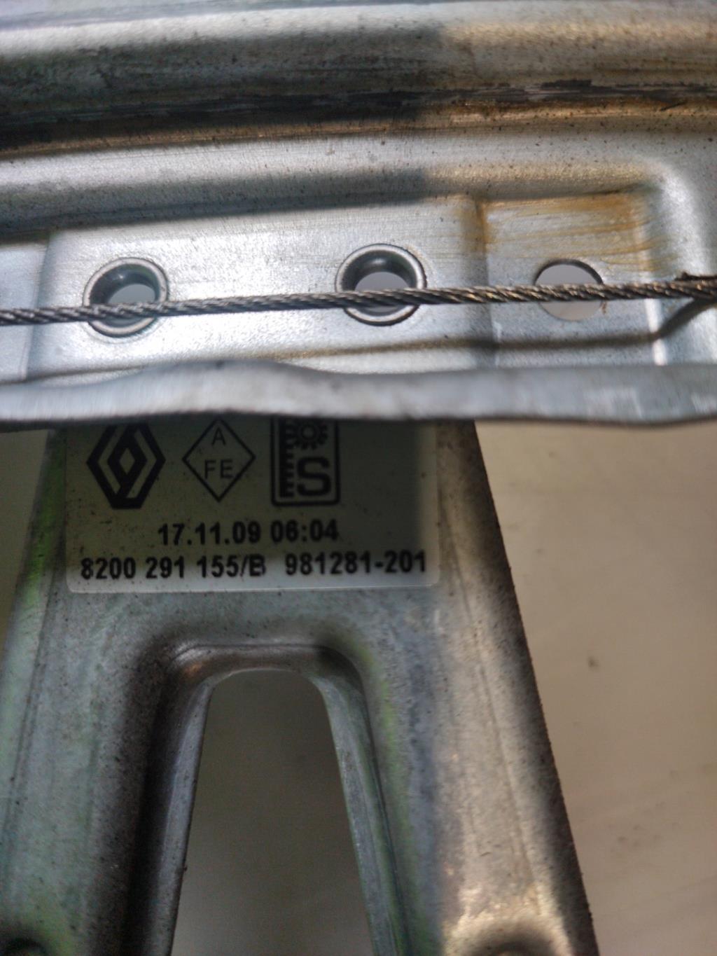 Alzacristalli manuale posteriore destro RENAULT CLIO 3 PHASE 2  - 1