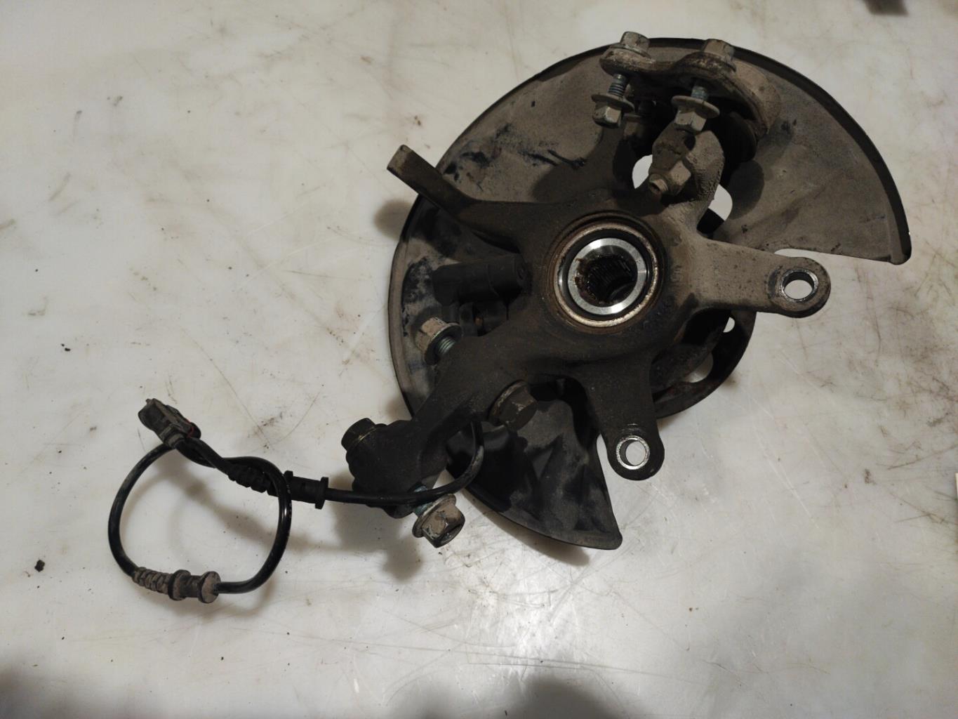 Mozzo anteriore sinistro MERCEDES CLASSE A 168 PHASE 2  - 1
