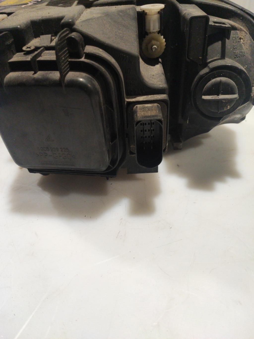 Gruppo ottico anteriore principale destro (luci)(faro) AUDI A3 2 PHASE 1 Gasolina - 1