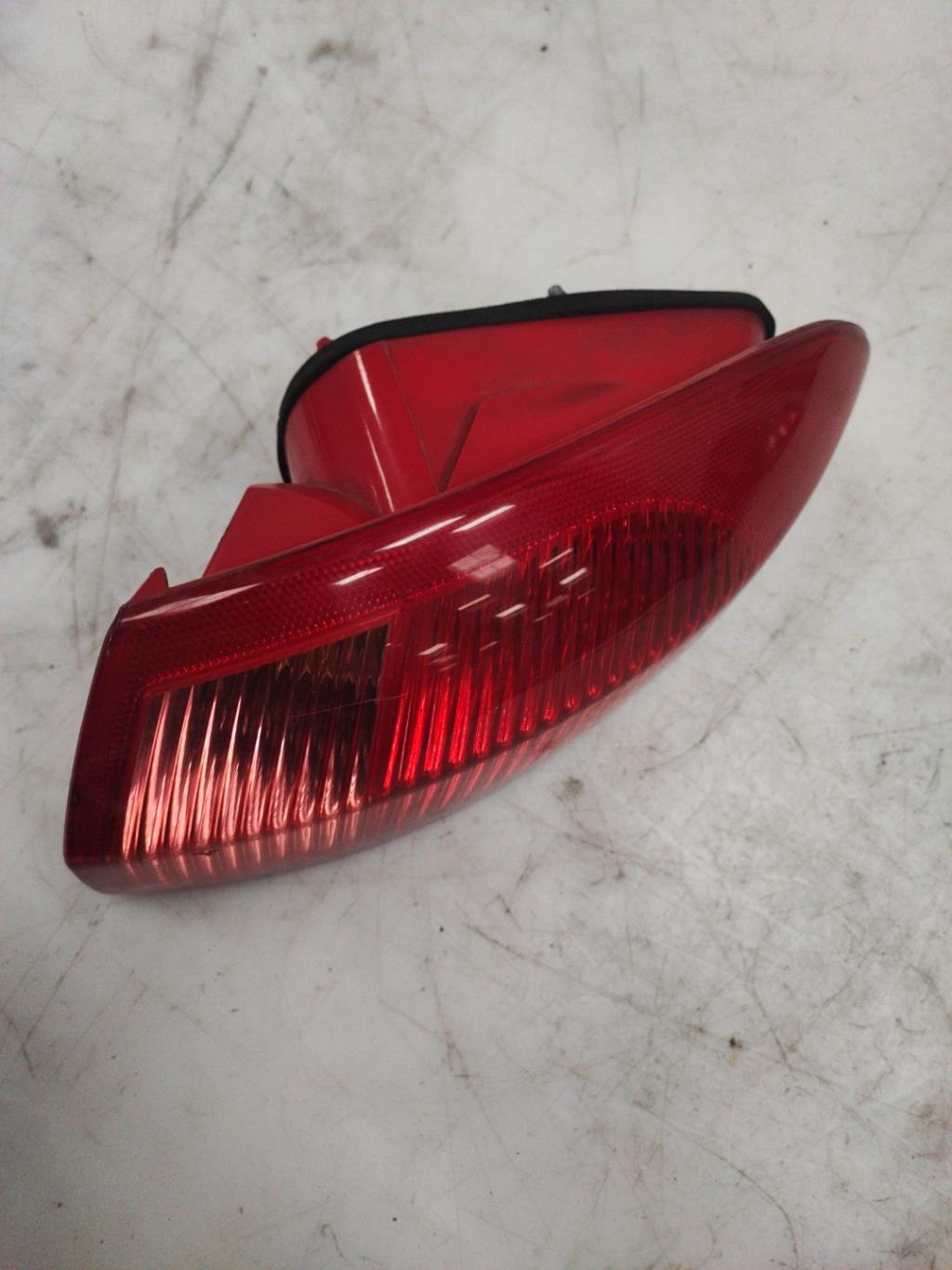 Fanale posteriore principale destro (luci) ALFA ROMEO 147 PHASE 1 Diésel - 1