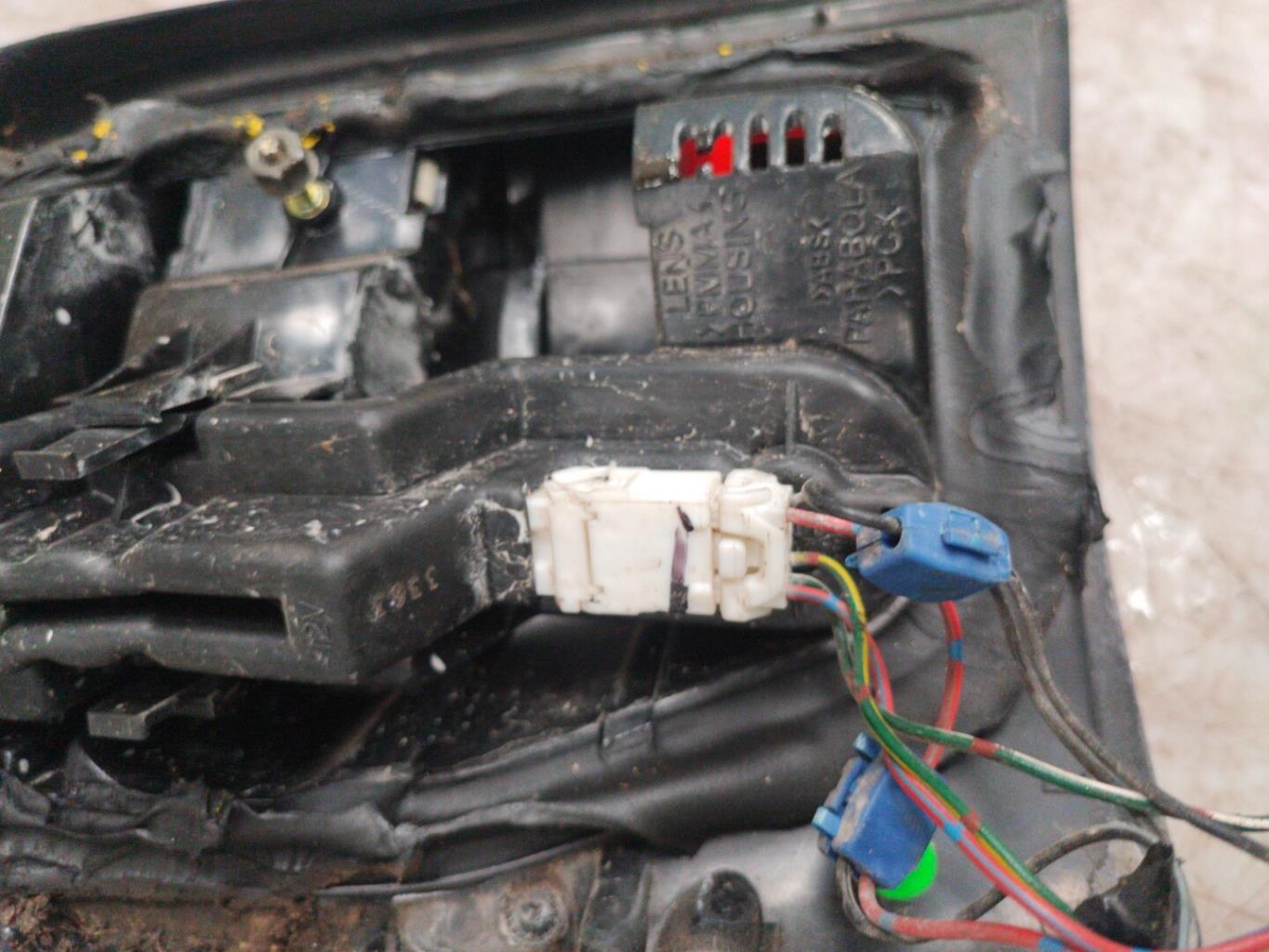 Fanale posteriore principale destro (luci) NISSAN MICRA 2 PHASE 1 Gasolina - 1