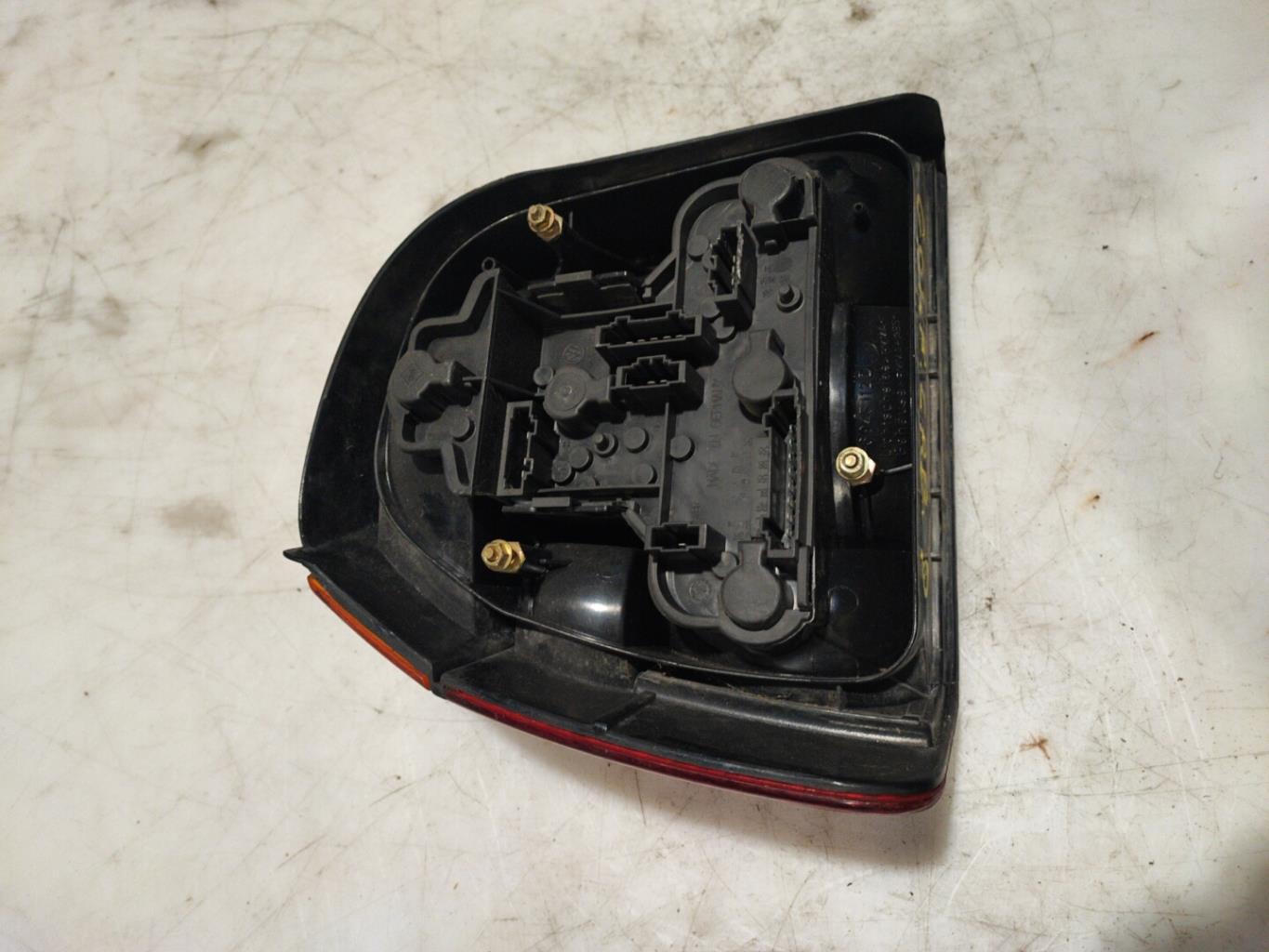Fanale posteriore principale destro (luci) VOLKSWAGEN GOLF 3 Gasolina - 1