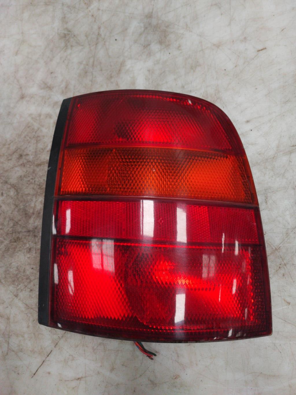 Fanale posteriore principale sinistro (luci) NISSAN MICRA 2 PHASE 1 Gasolina - 1