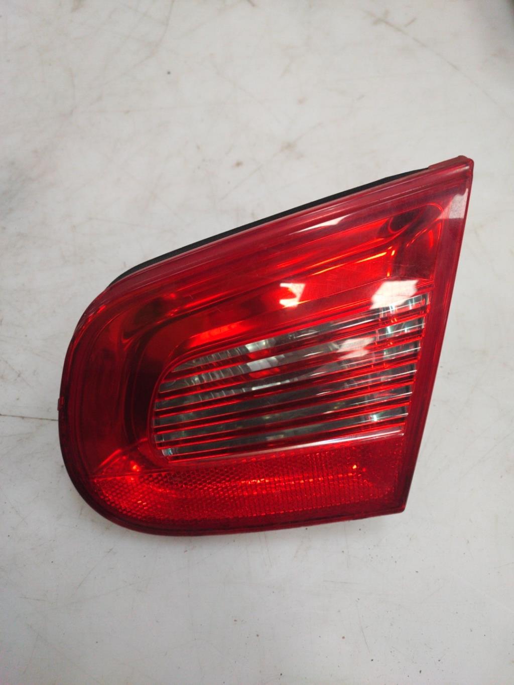 Feu arriere secondaire droit (feux) VOLKSWAGEN EOS CABRIO PHASE 1 Essence - 1