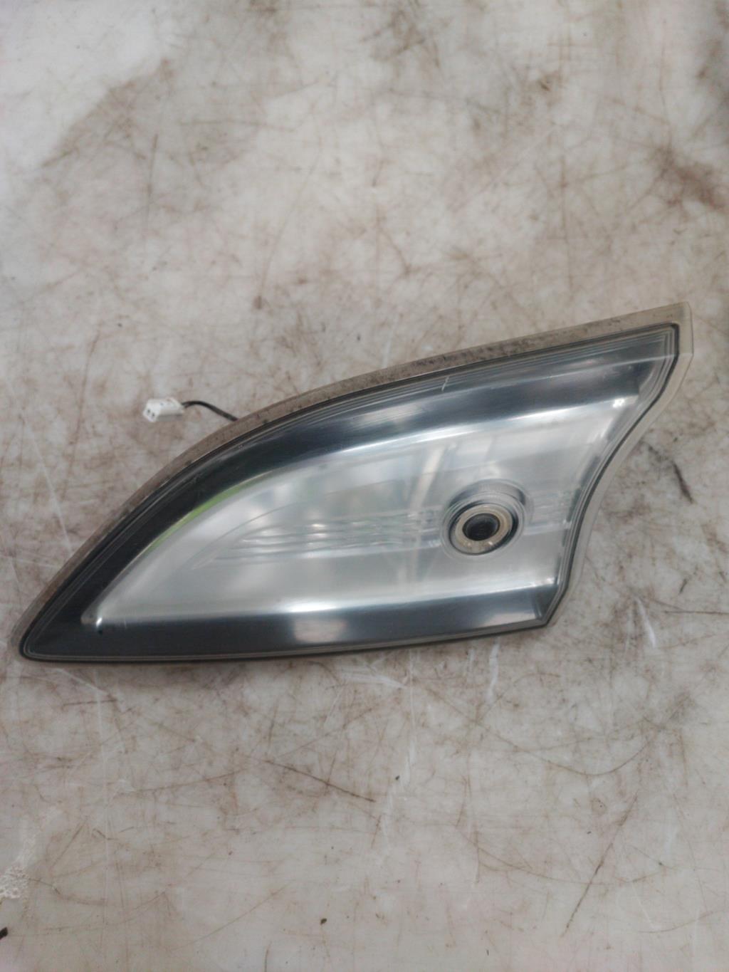 Feu arriere secondaire droit (feux) MAZDA 3 2 PHASE 1 Diesel - 1