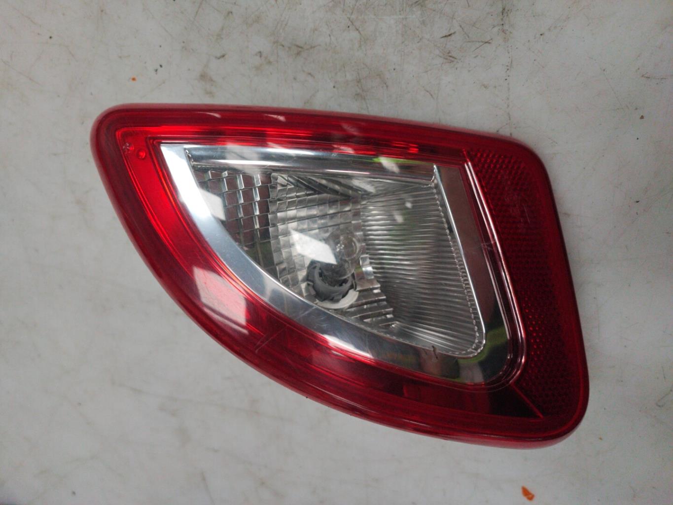 Feu arriere secondaire droit (feux) RENAULT TWINGO 2 PHASE 2 Essence - 1