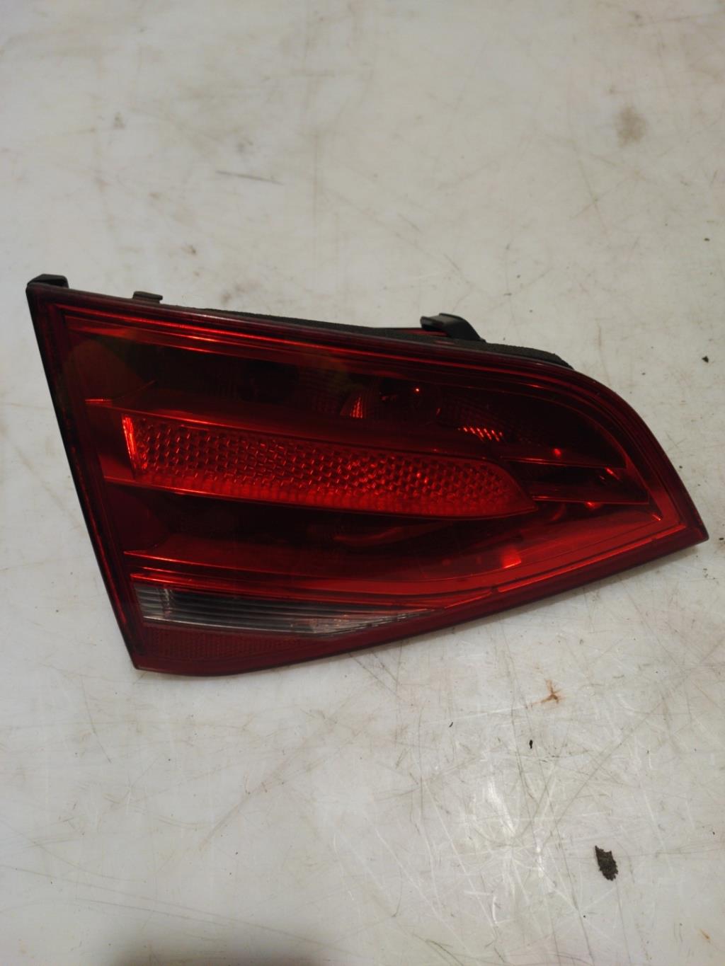 Feu arriere secondaire gauche (feux) AUDI A4 3 PHASE 1 Diesel - 1