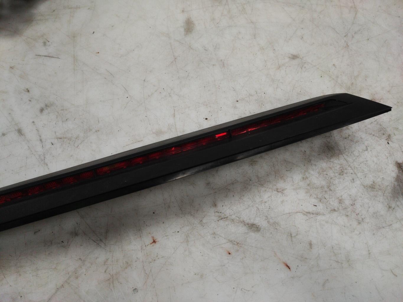 Luce stop centrale MERCEDES CLASSE CLA 117  - 1