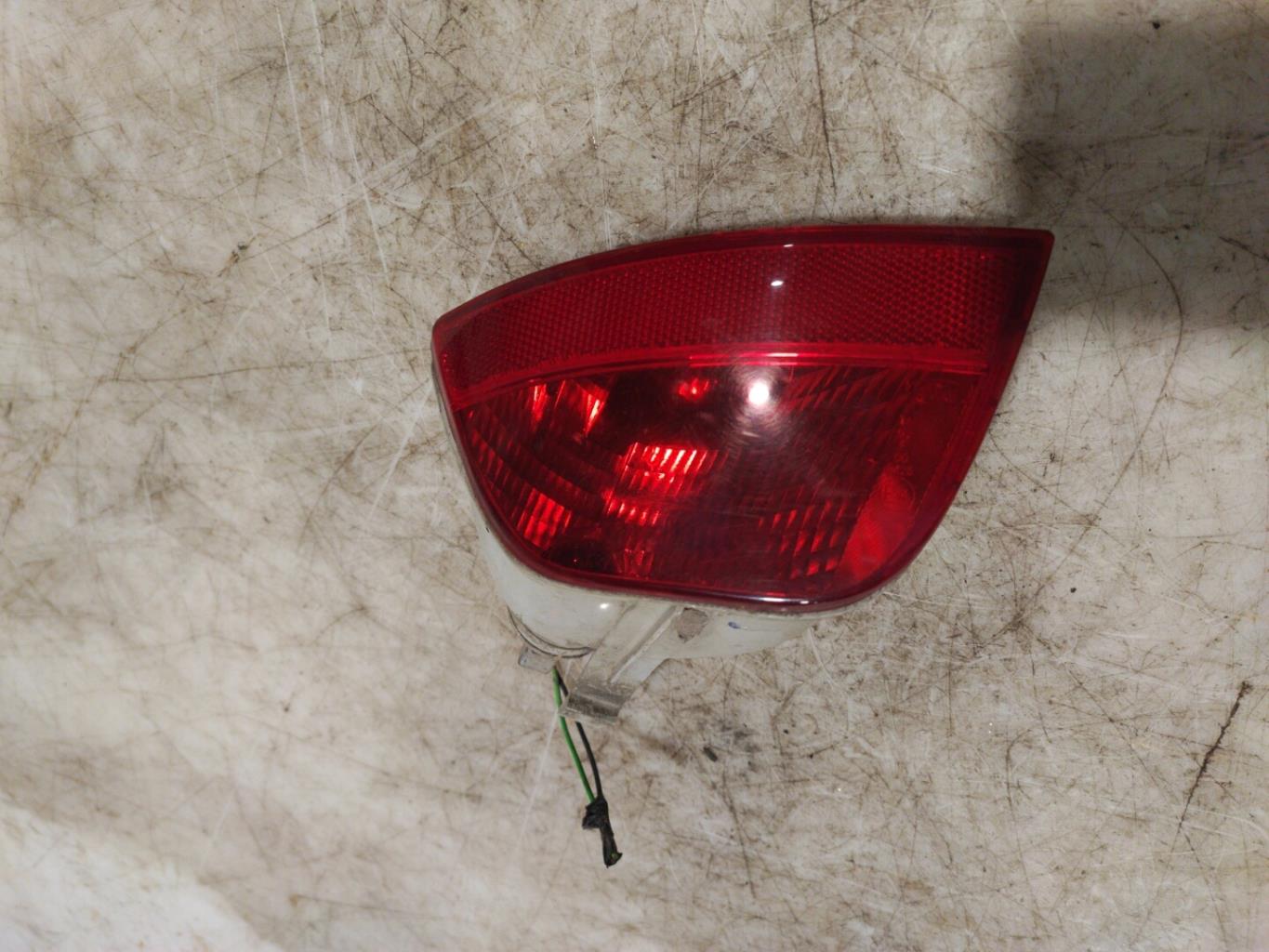 Luce paraurti posteriore sinistra FORD FOCUS 1 Diésel - 1