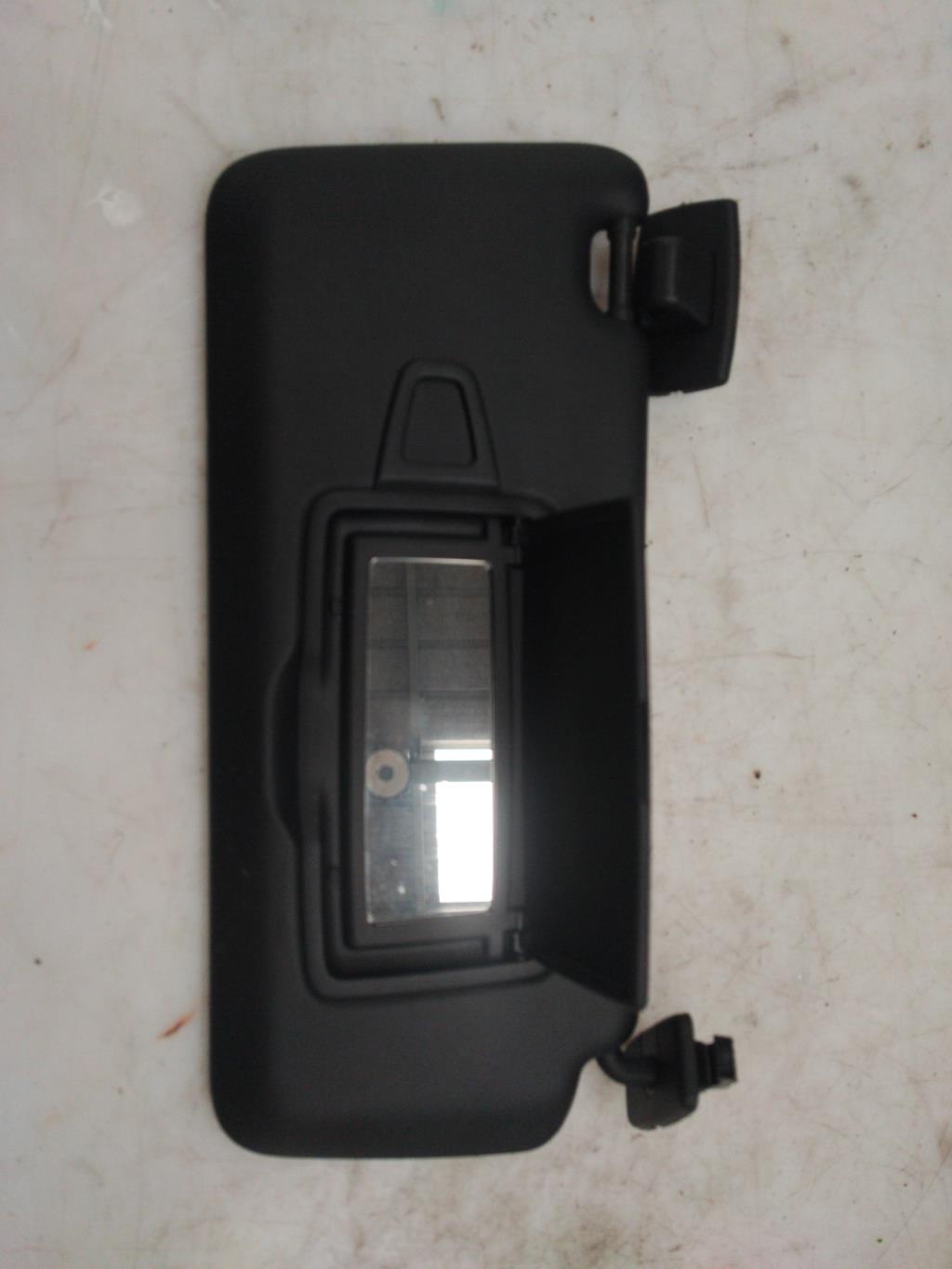 Visiera parasole destra MERCEDES CLASSE CLA 117  - 1