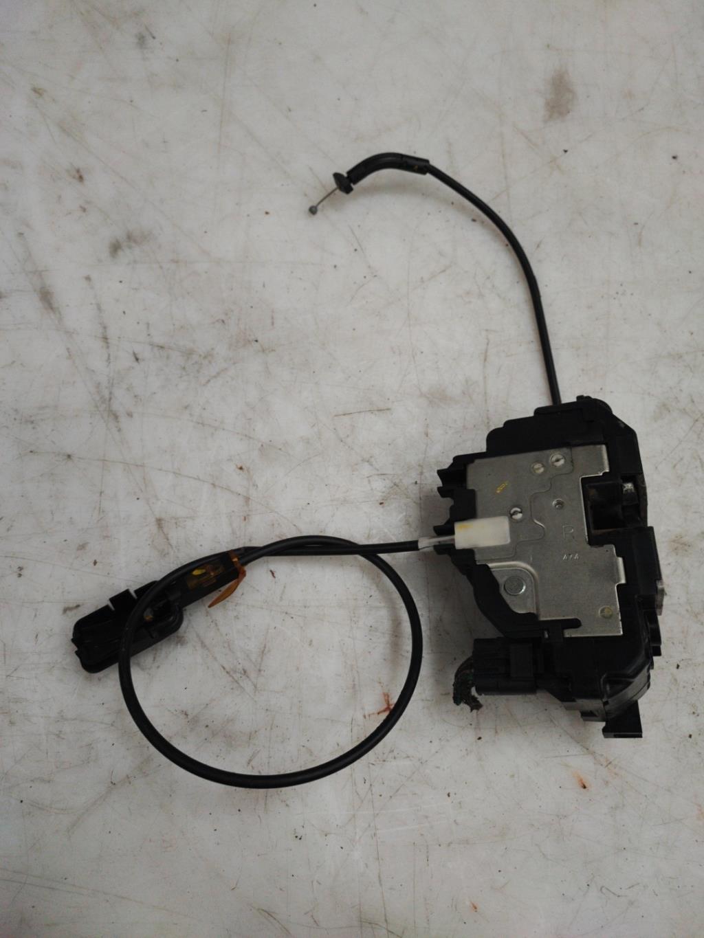 Serrure avant droit RENAULT MODUS PHASE 1 Diesel - 1