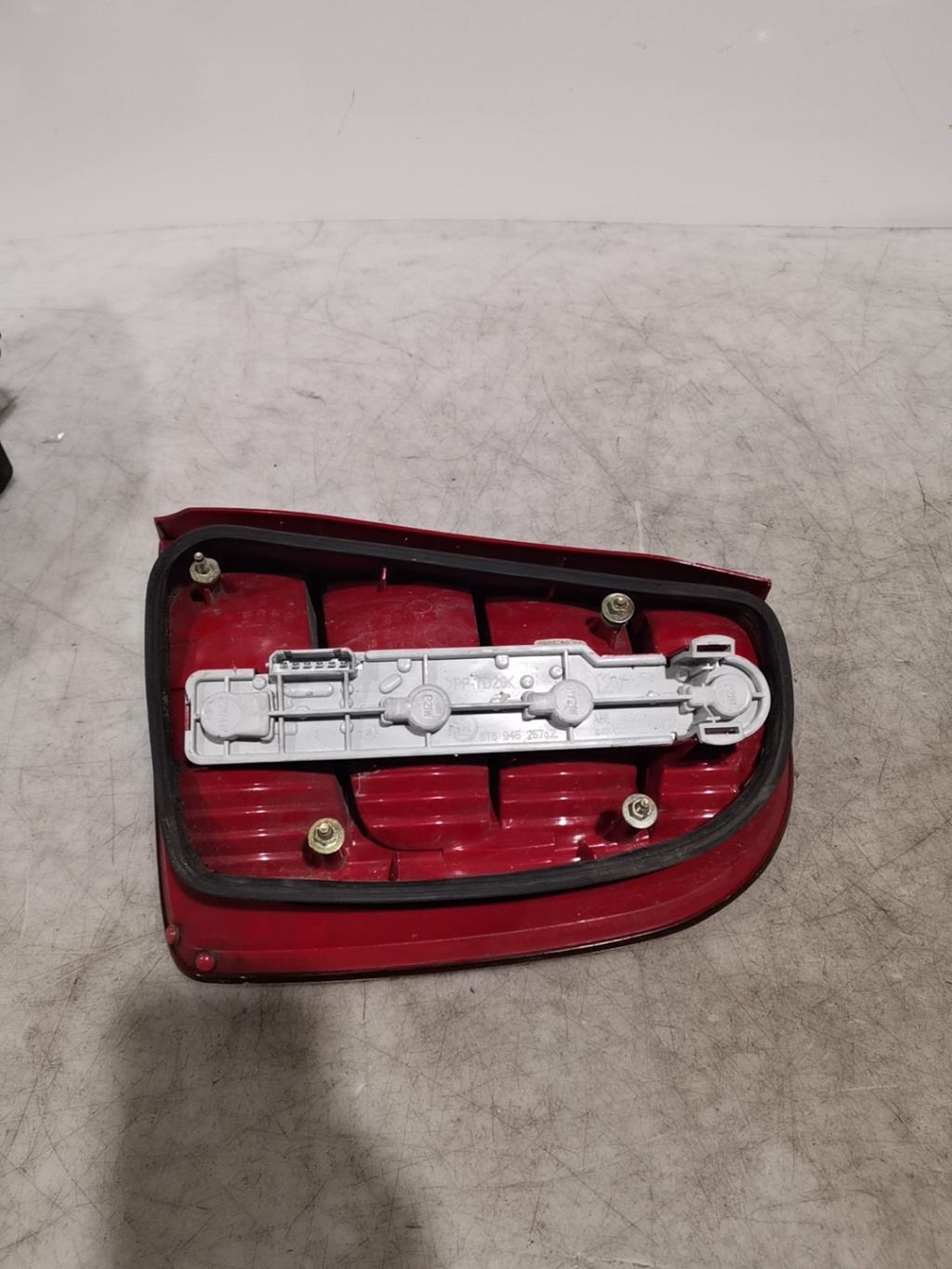 Fanale posteriore principale sinistro (luci) SKODA FABIA 1 PHASE 2 Gasolina - 1