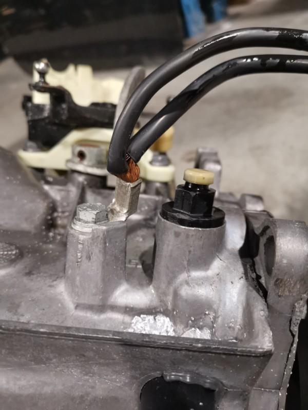 Boite de vitesses PEUGEOT 207 PHASE 1 CABRIOLET Diesel - 1
