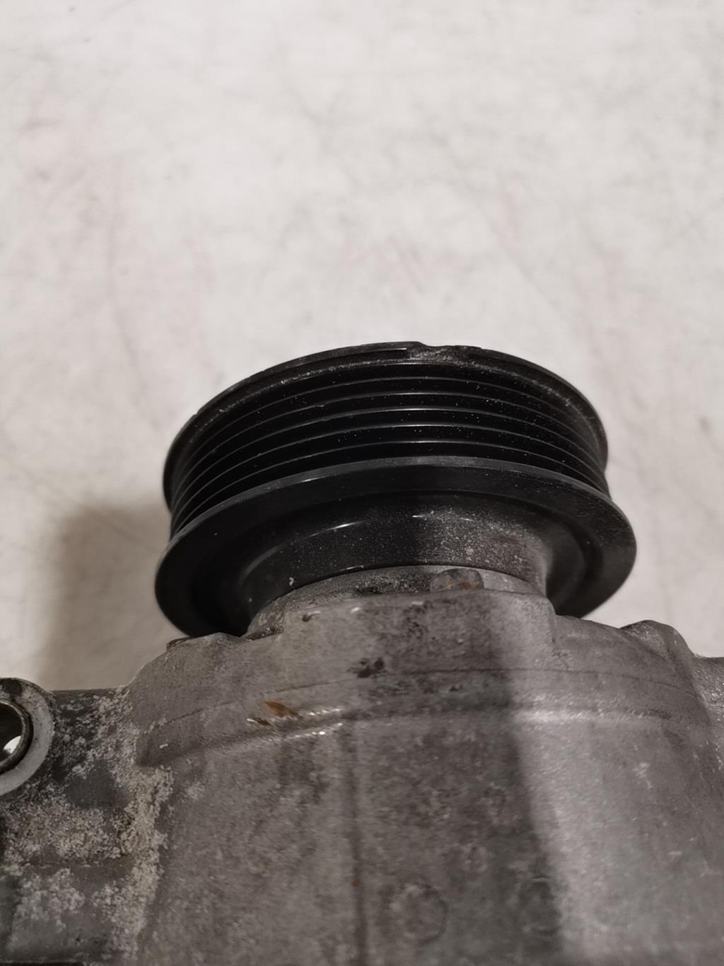 Compresseur clim AUDI A4 2 PHASE 1 Essence - 1