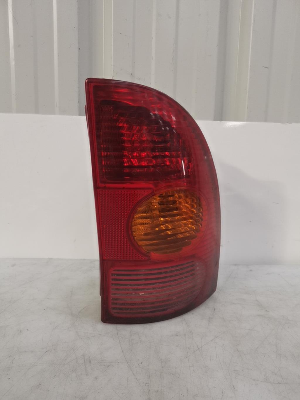 Fanale posteriore principale destro (luci) RENAULT MEGANE 1 BREAK Diésel - 1