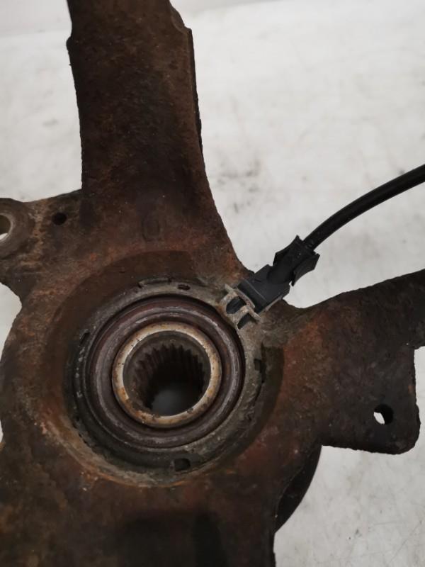 Moyeu avant droit RENAULT MODUS PHASE 1 Essence - 1