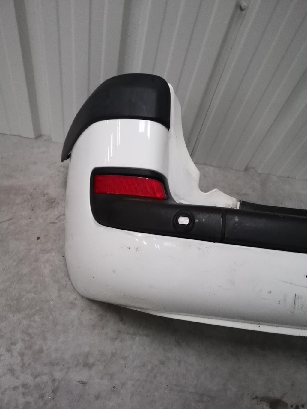 Paraurti posteriore PEUGEOT 807 Diésel - 1