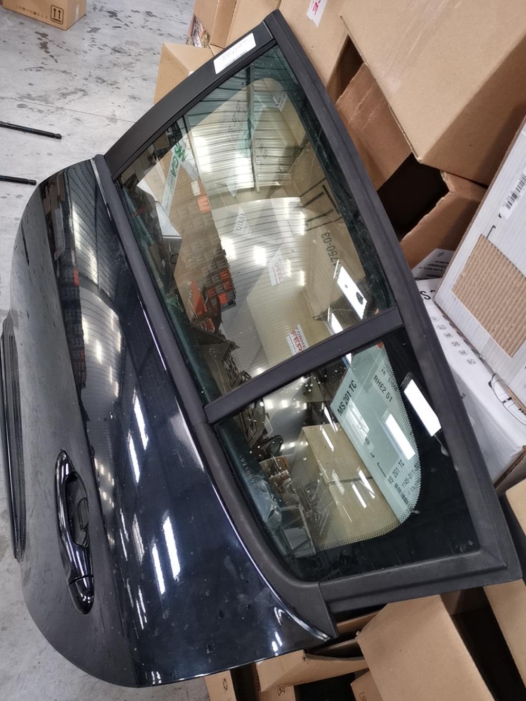 Portiera posteriore sinistra RENAULT MEGANE 3 PHASE 3 Diésel - 1