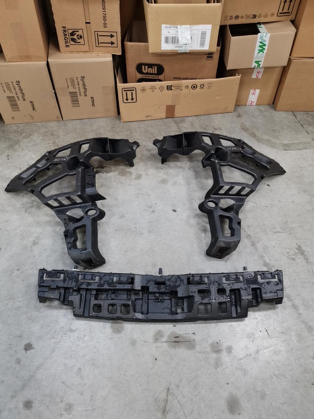 Supporto paraurti posteriore RENAULT MEGANE 3 PHASE 3 Diésel - 1