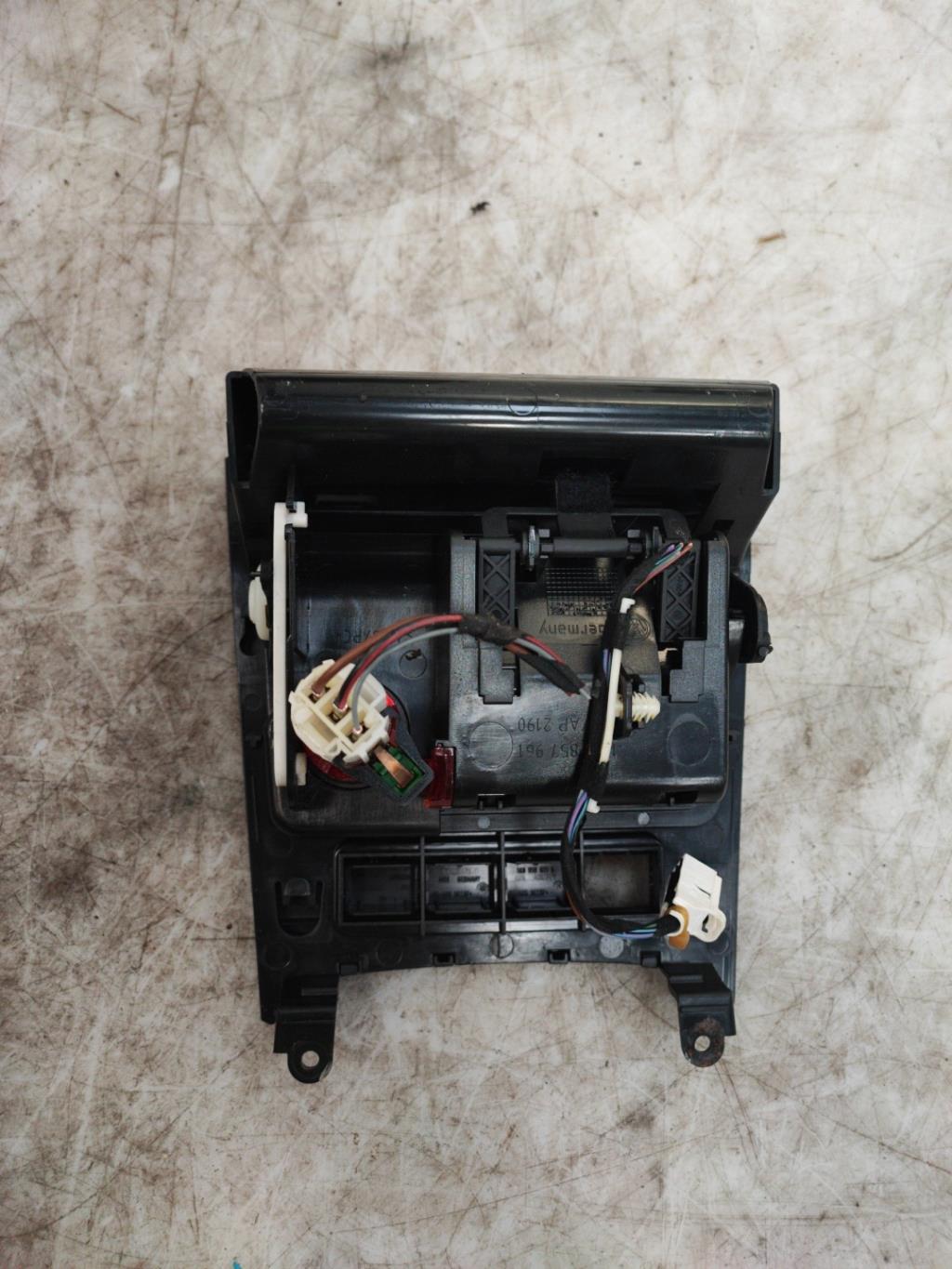 Cendrier VOLKSWAGEN GOLF 5 Diesel - 1