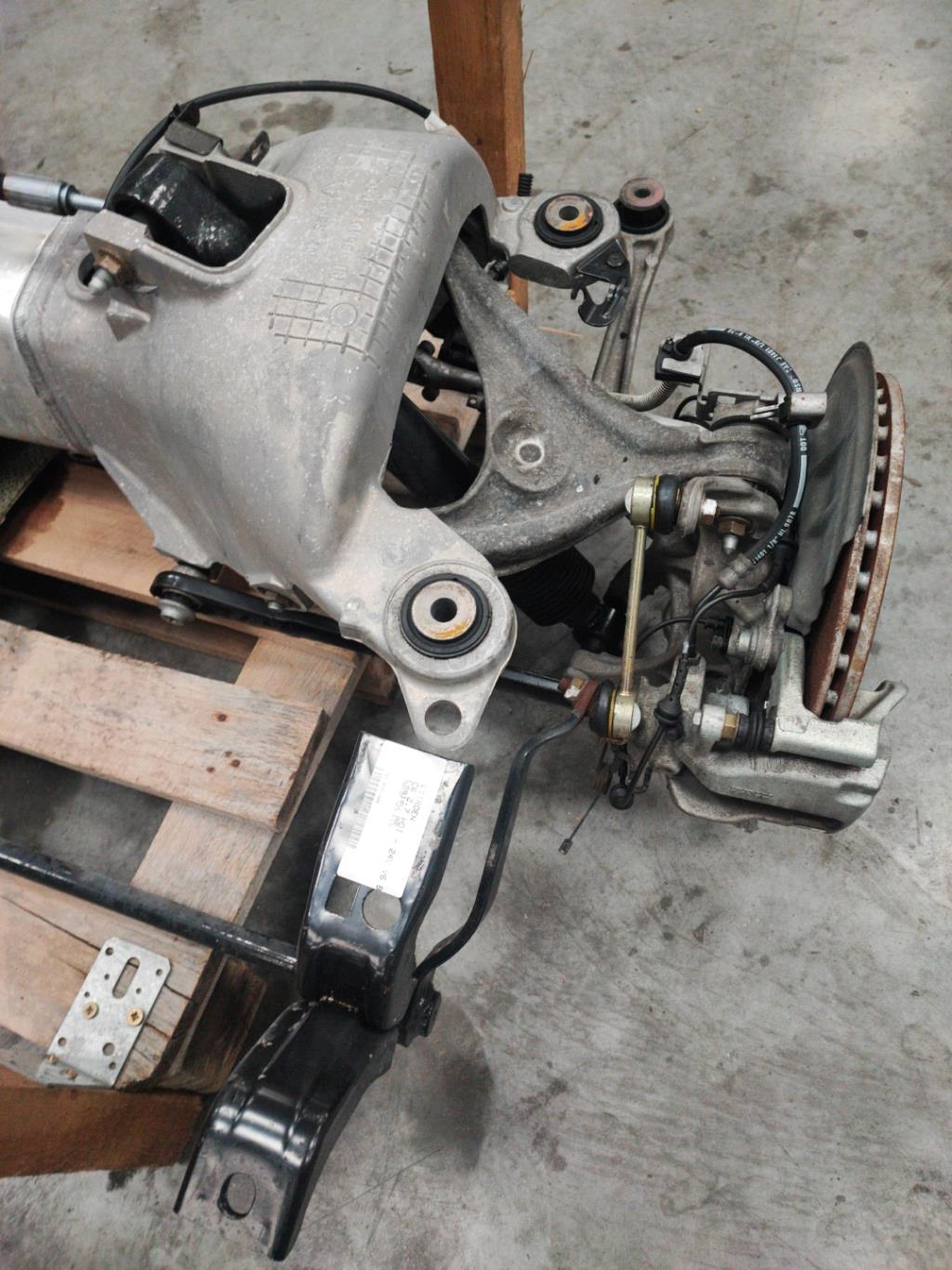 Essieu arriere CITROEN C6 Diesel - 1
