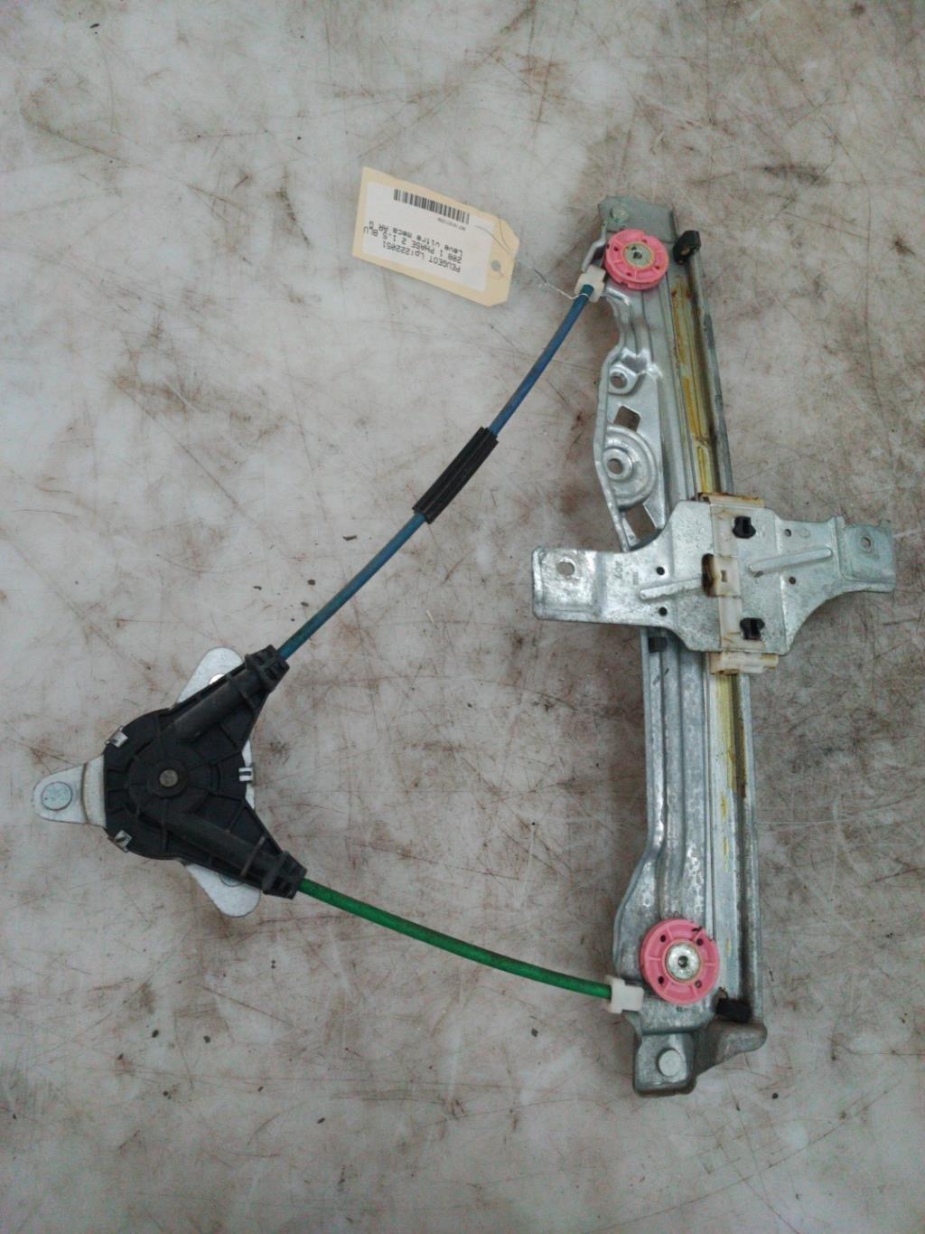 Alzacristalli manuale posteriore sinistro PEUGEOT 208 1 PHASE 2 Diésel - 1
