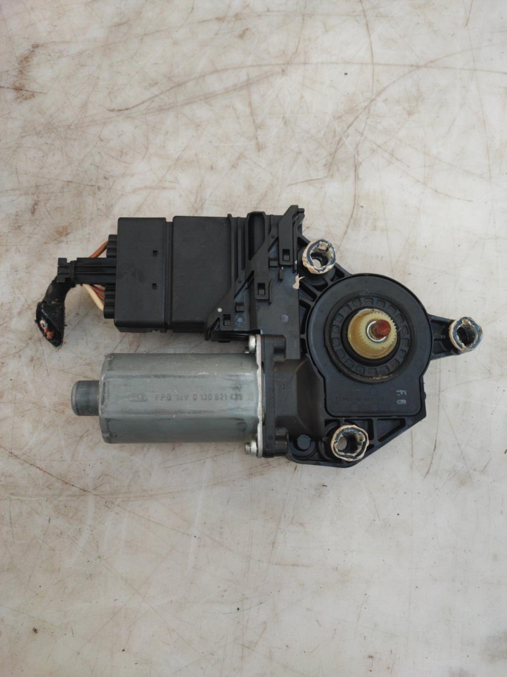 Motore alzacristalli posteriore sinistro VOLKSWAGEN GOLF 5 Diésel - 1