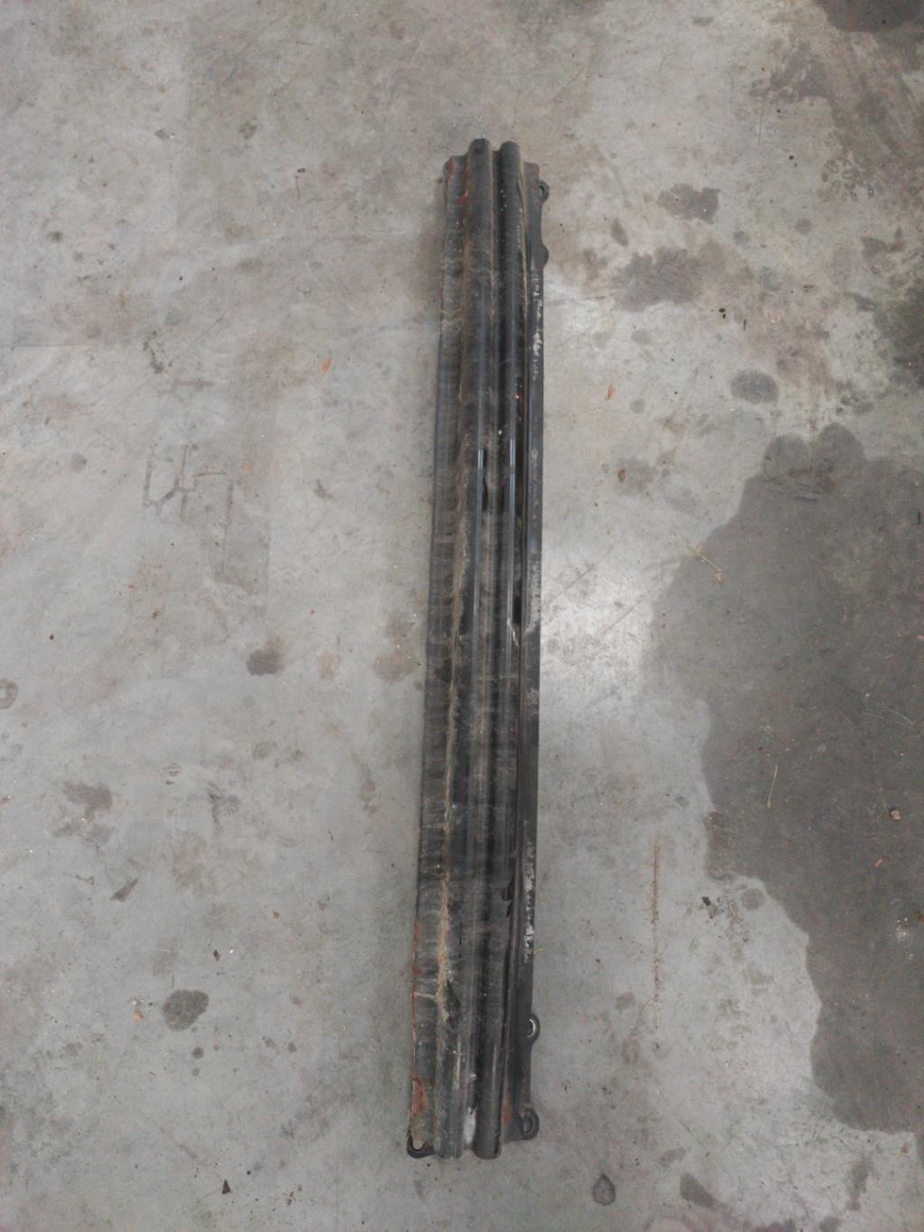 Traversa rinforzo paraurti posteriore VOLKSWAGEN GOLF 5 Diésel - 1