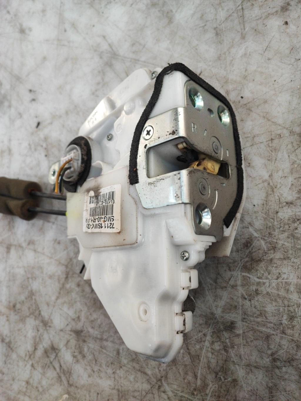 Serrure avant droit HONDA CIVIC 8 PHASE 1 Diesel - 1
