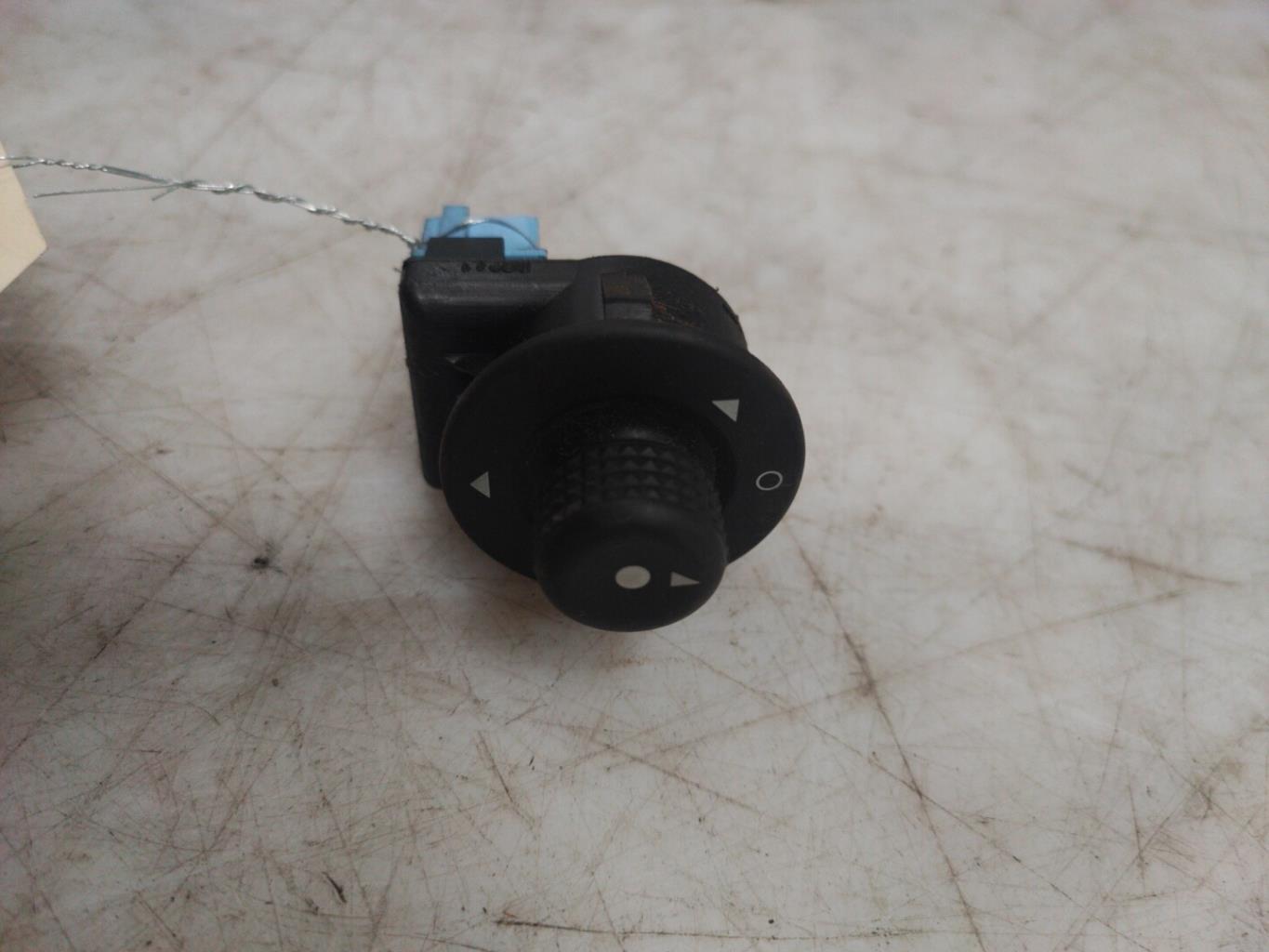 Commande retroviseurs CITROEN C3 1 PHASE 2  - 1