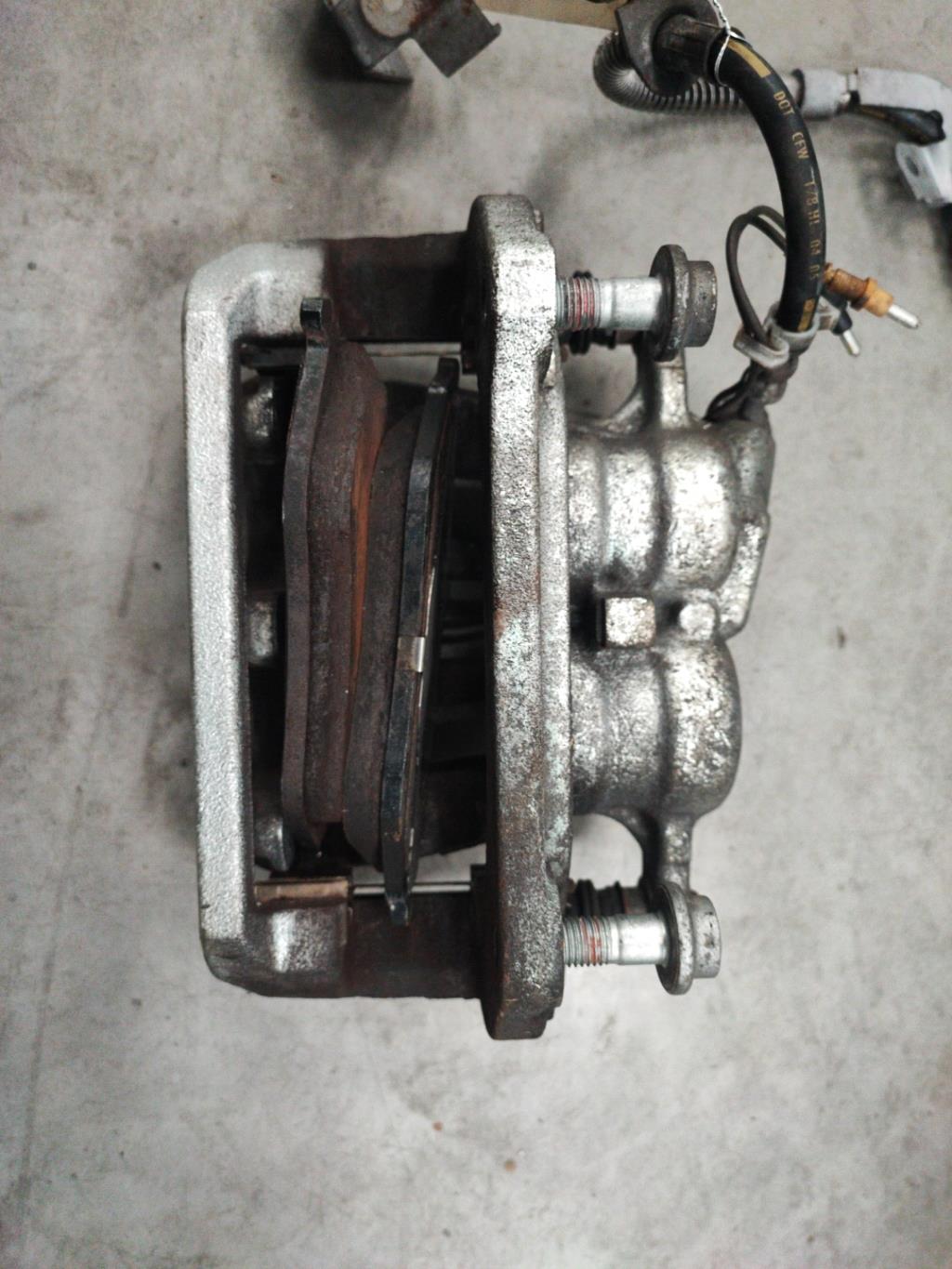 Pinza freni anteriore sinistra CITROEN C6 Diésel - 1