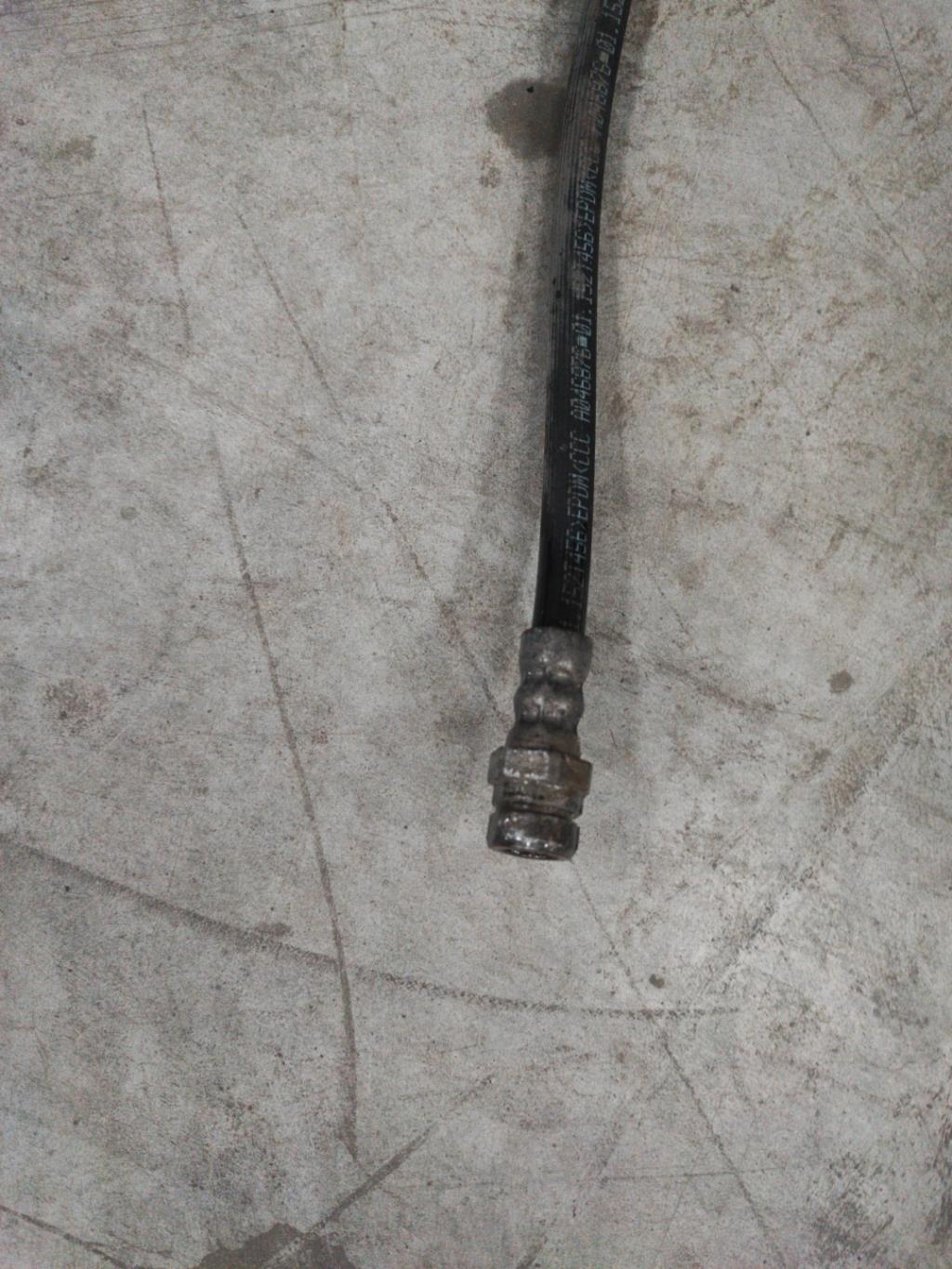 Pinza freni anteriore sinistra VOLKSWAGEN POLO 4 PHASE 2 Gasolina - 1