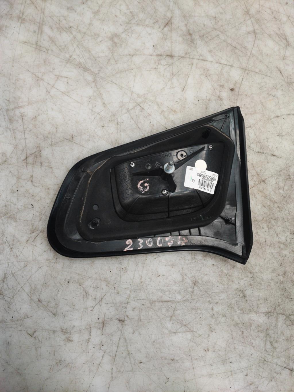 Feu arriere secondaire gauche (feux) CITROEN C3 2 PHASE 1 Essence - 1