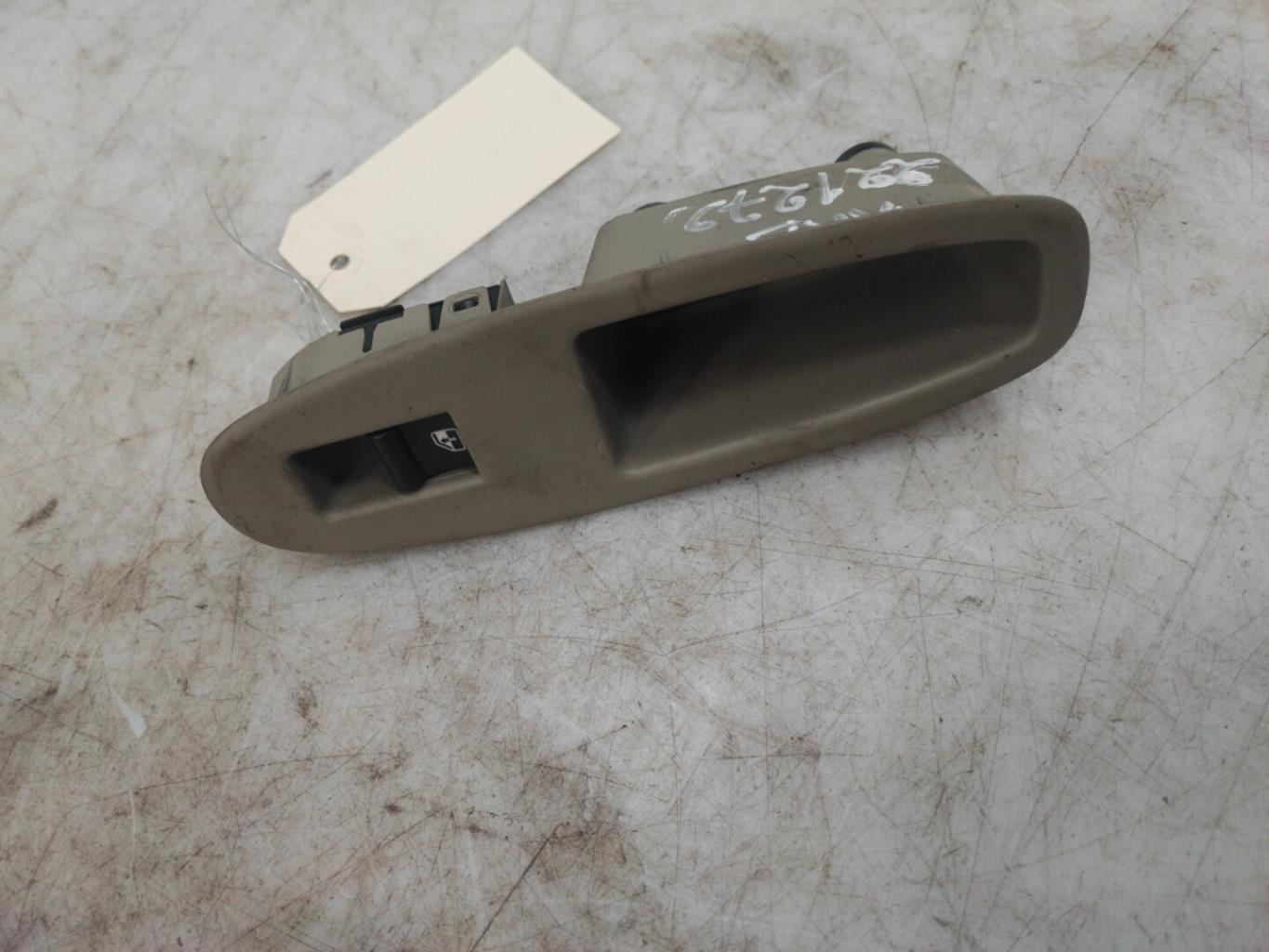 Interruttore lavacristalli posteriore sinistro ALFA ROMEO 159 BREAK Diésel - 1