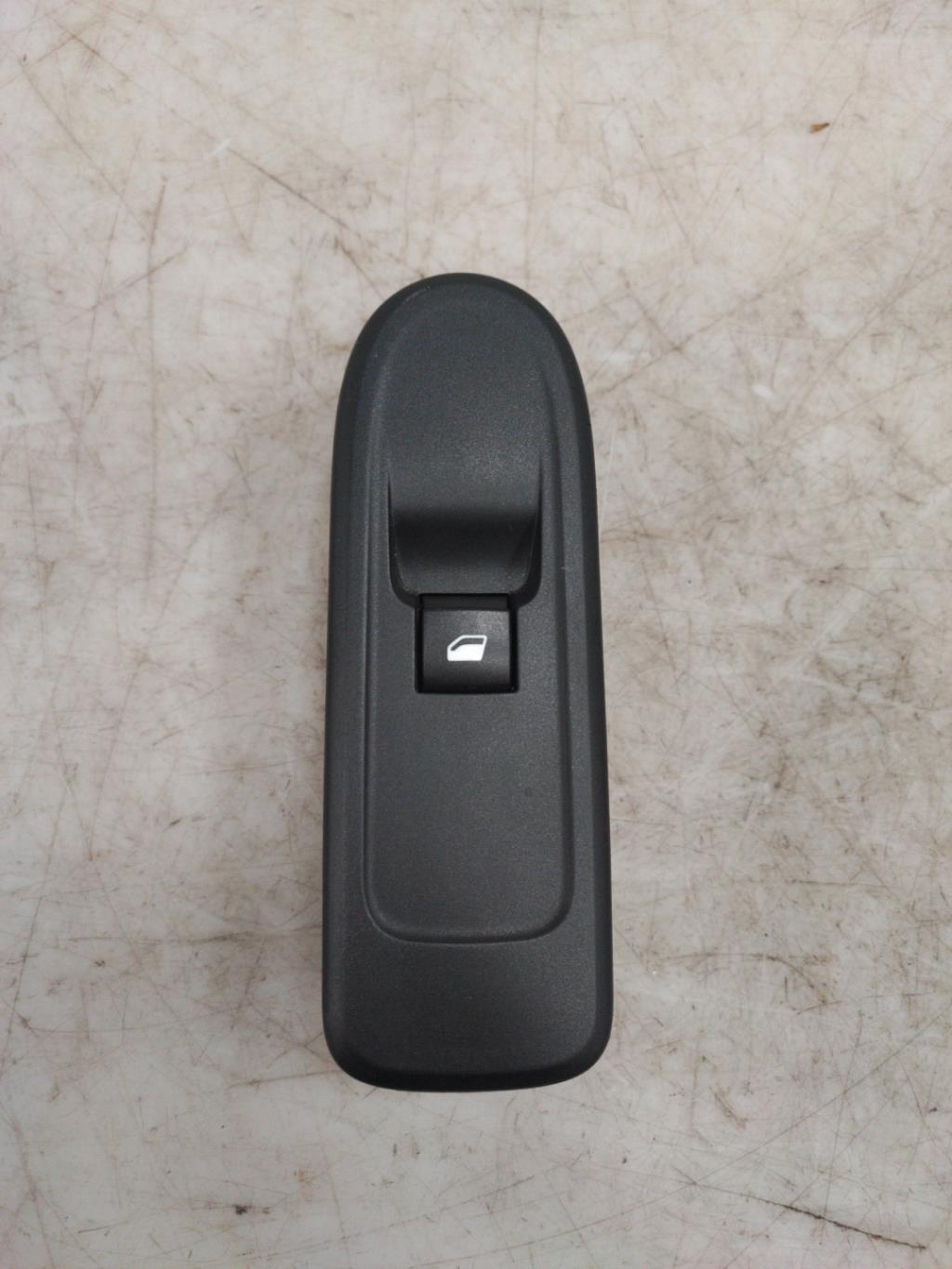 Interruttore lavacristalli anteriore destro CITROEN C3 2  - 1