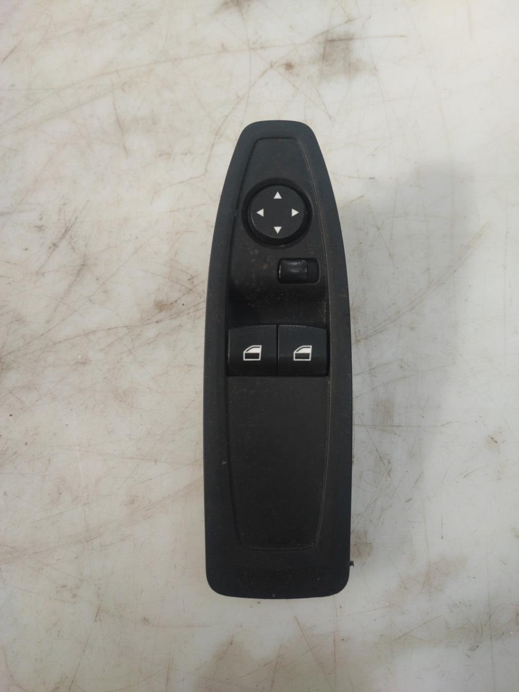 Interruttore lavacristalli anteriore sinistro BMW SERIE 1 F20 PHASE 1  - 1