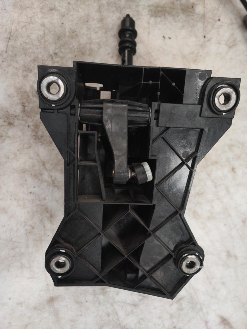 Levier de vitesses CITROEN JUMPY 3 XS Diesel - 1