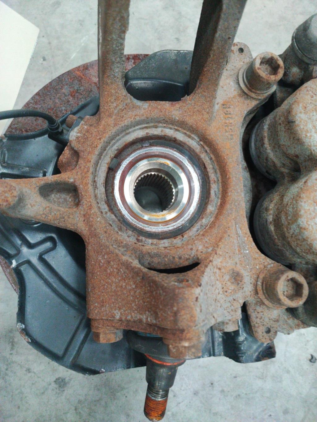 Mozzo anteriore sinistro FIAT DUCATO 3 PHASE 2  - 1